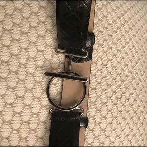 Women’s leather belt